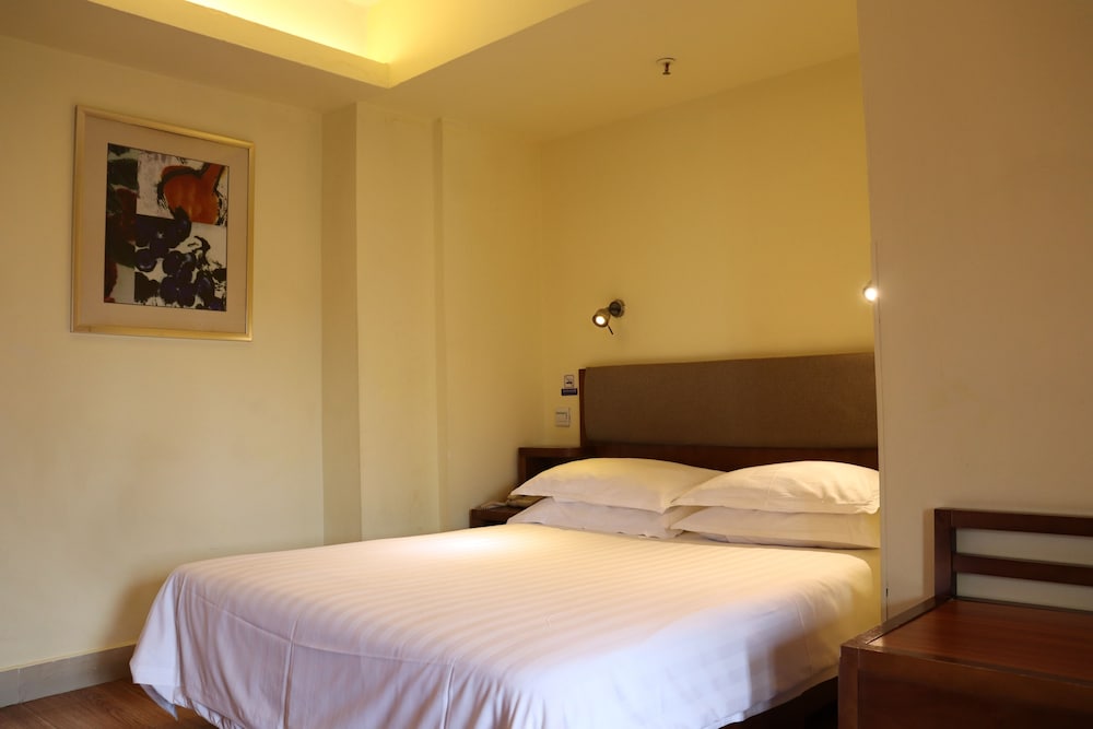 Garden Inn 4th Zhongshan Road Branch 31/60