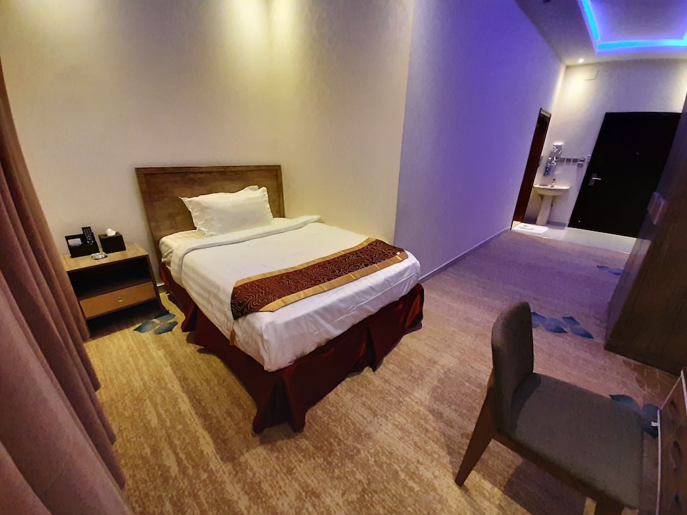 فندق قصر الشمال(Qasr Alshamal Hotel) 17/50
