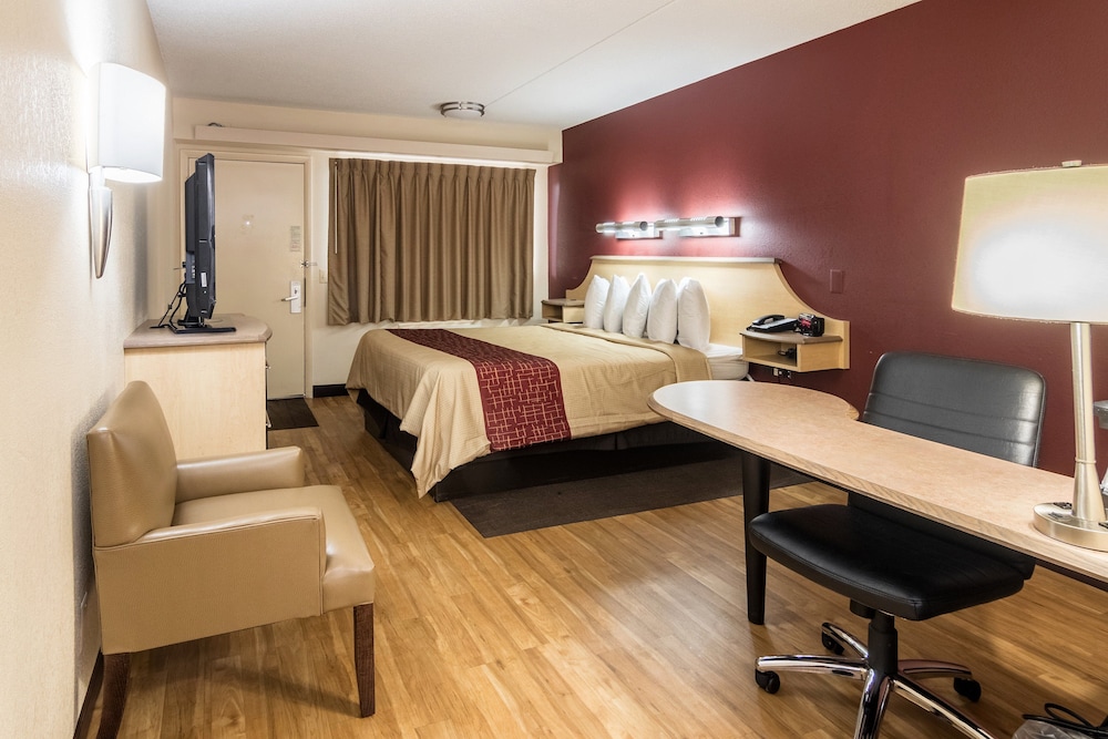 Red Oak Inn Detroit Metro Airport - Belleville 24/33