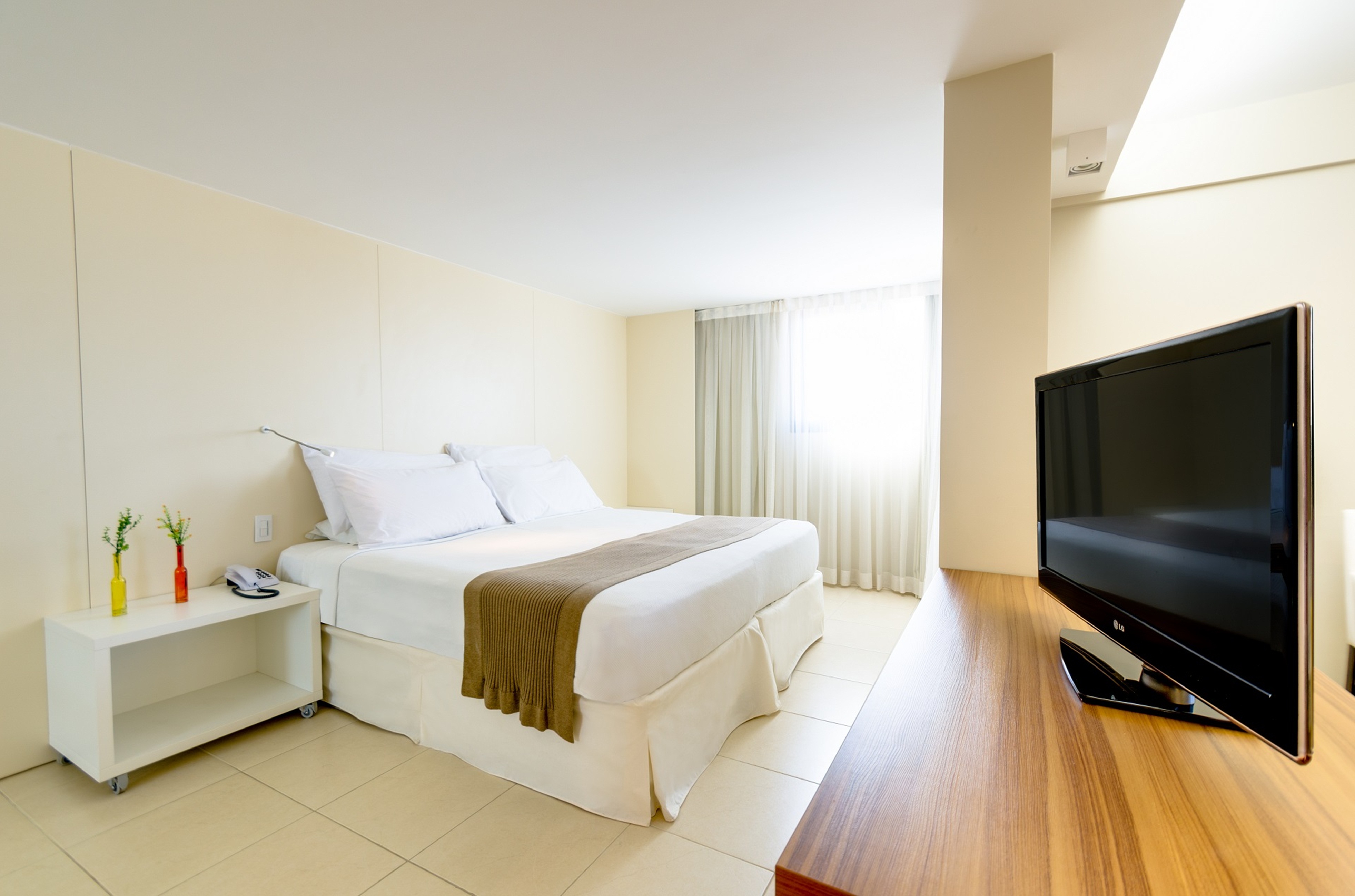 Deluxe, King Bed, City View