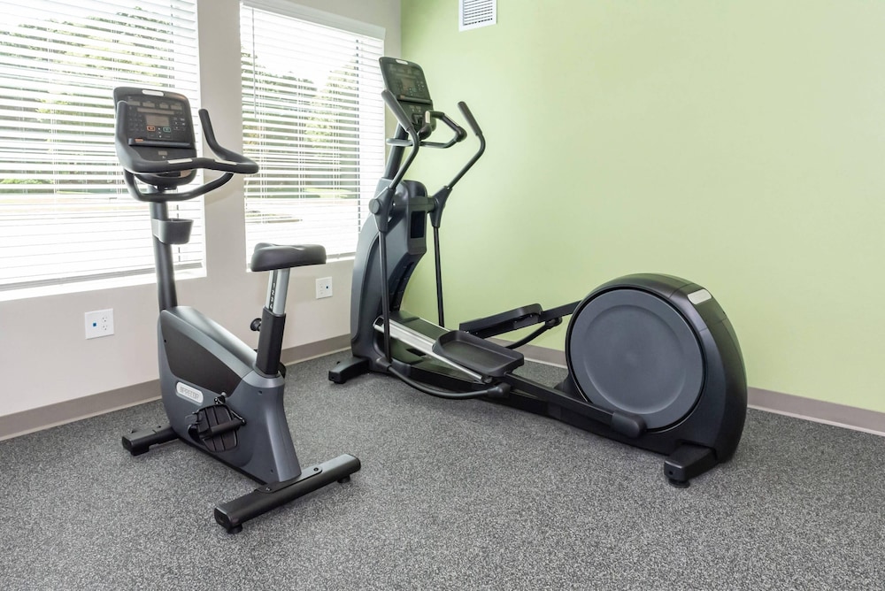 WoodSpring Suites Buford near Mall of Georgia-Lake Lanier 36/57