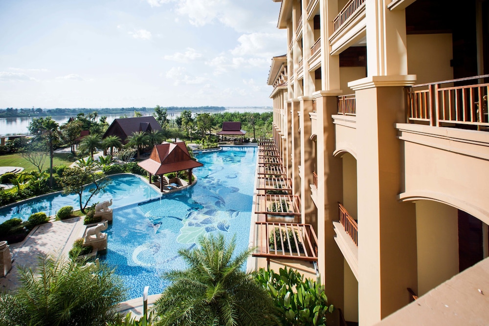 Landmark Mekong Riverside Hotel 34/44