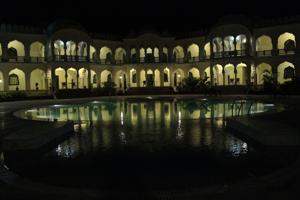 Rajmahal The Palace 8/50