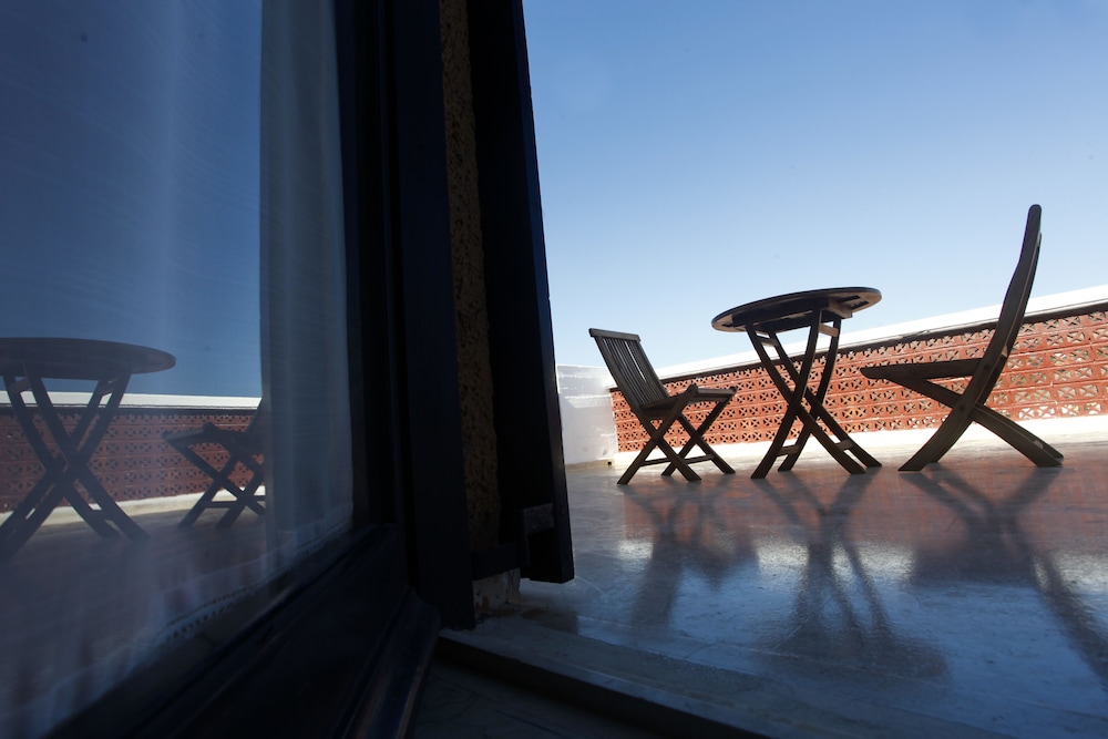 Mare Vista Hotel 46/50