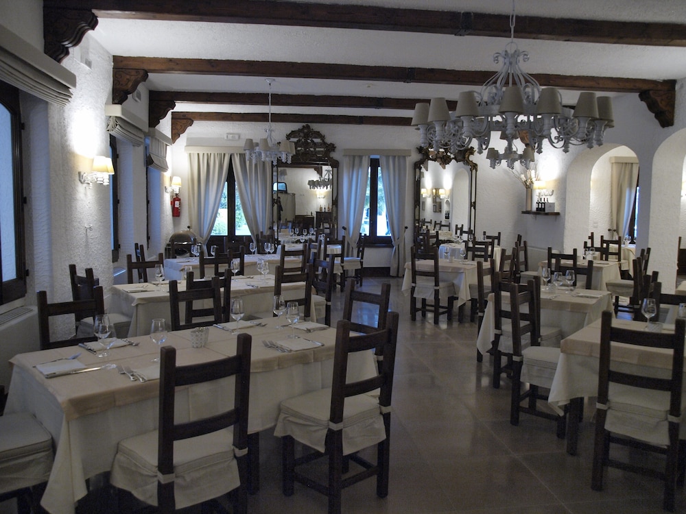 Villa Donna Lisa Wine Hotel 63/78