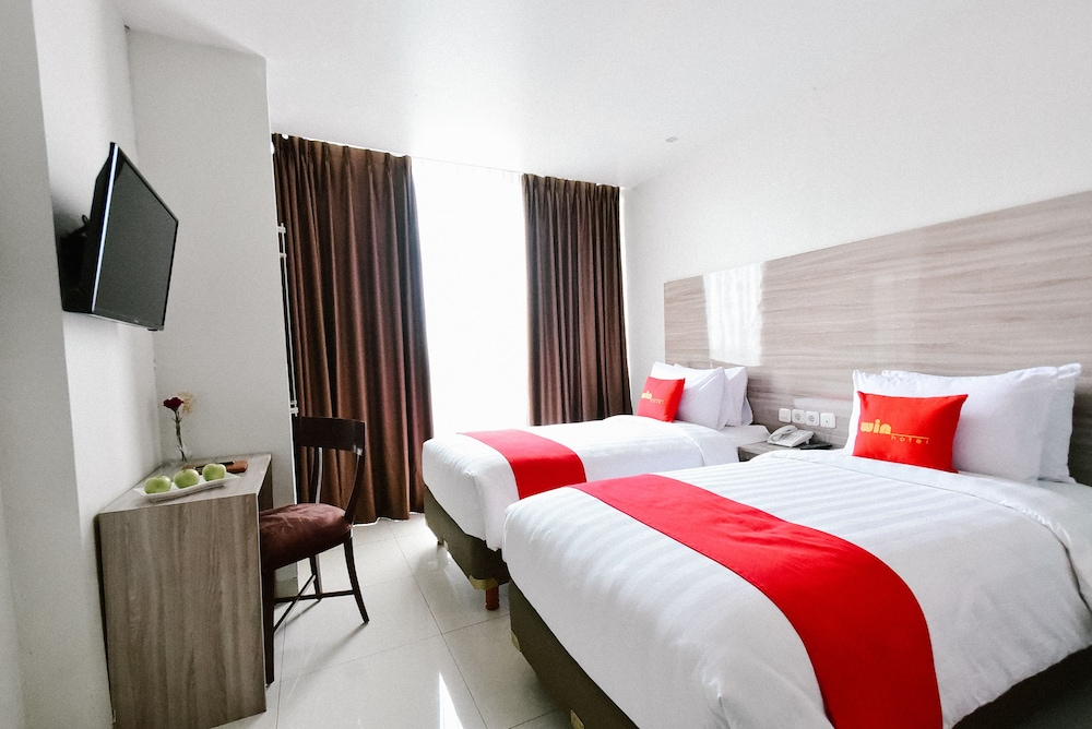 Win Grand Hotel 13/19