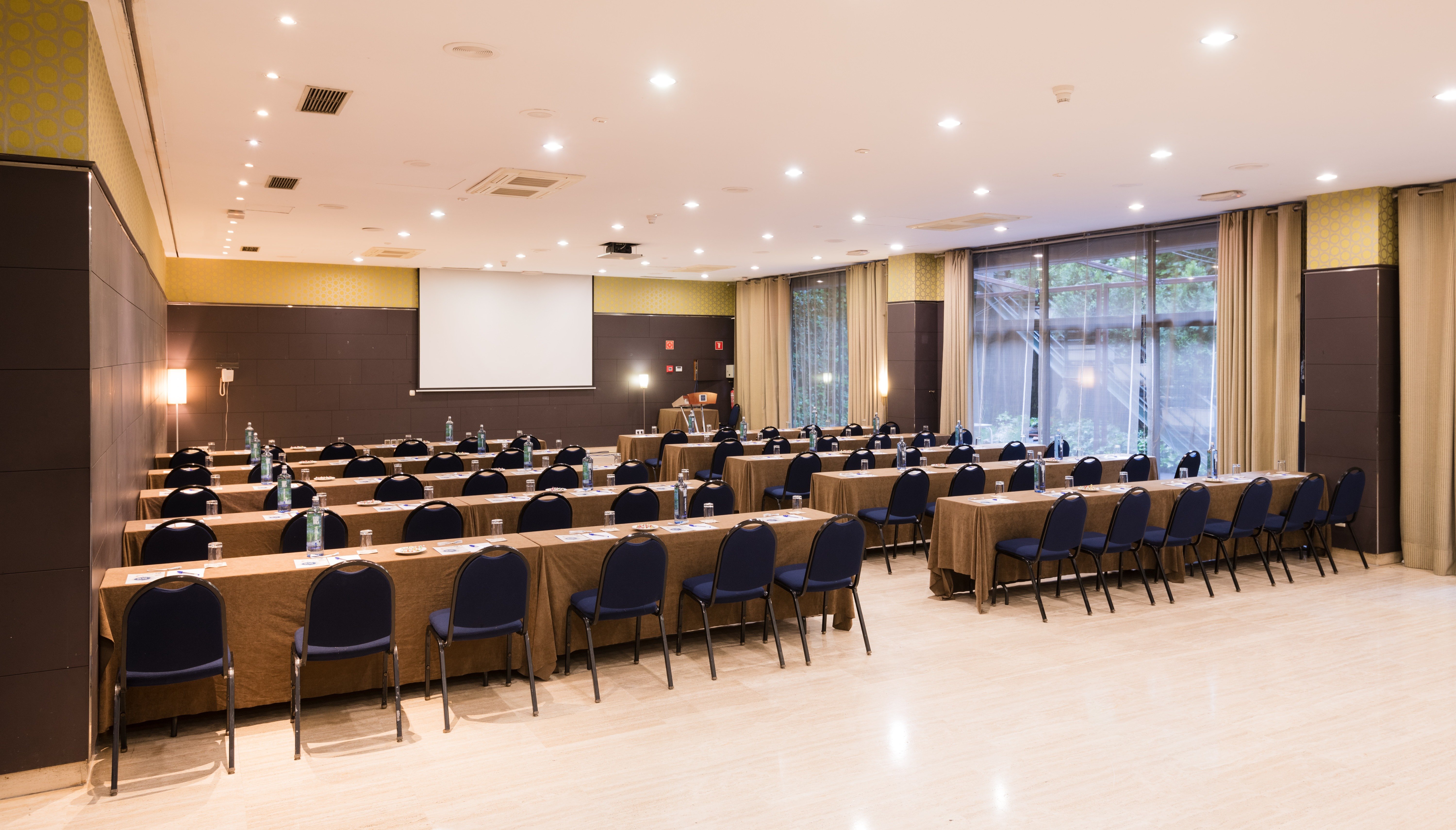 Hotel Ciudad de Valladolid 27/39