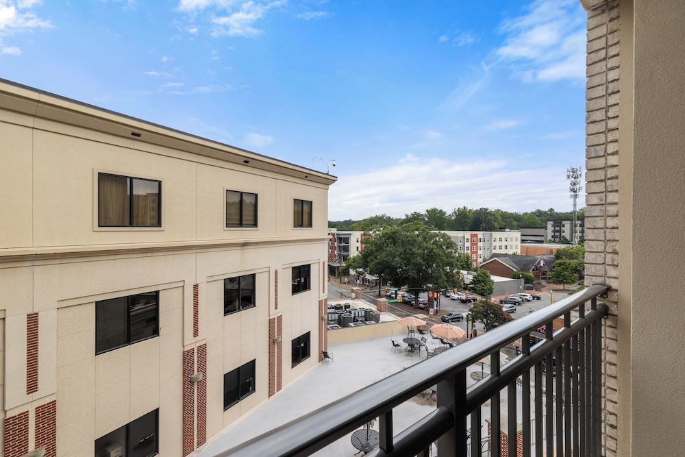 The Shepherd Hotel Downtown Clemson 4/46