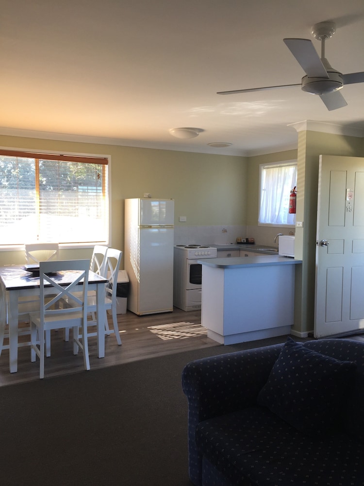 Park Beach Resort Motel 31/33