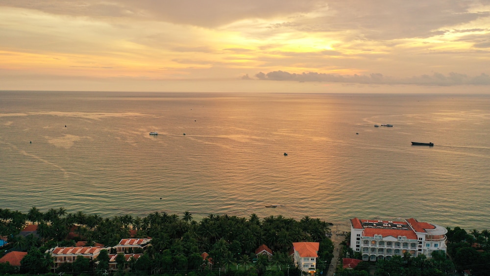 Stellar Hotel Phu Quoc 20/26