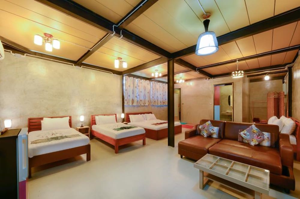 Riverpool Resort 19/50