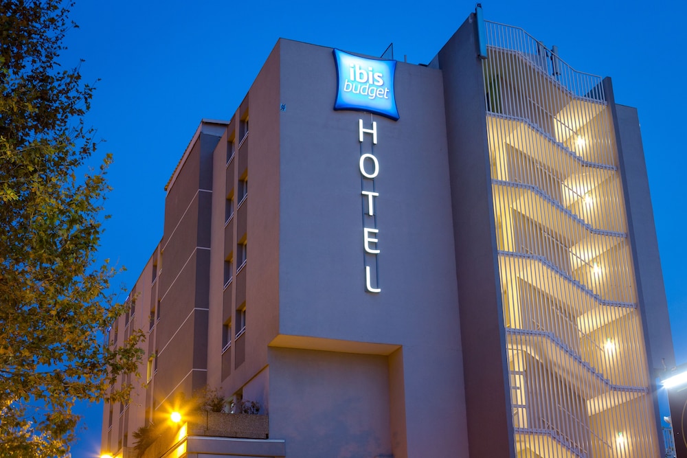 Ibis budget Frejus Saint Raphael Centre et Plage 2/64