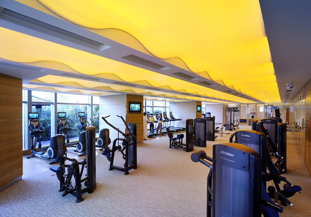 Futian Shangri-La Shenzhen 37/70