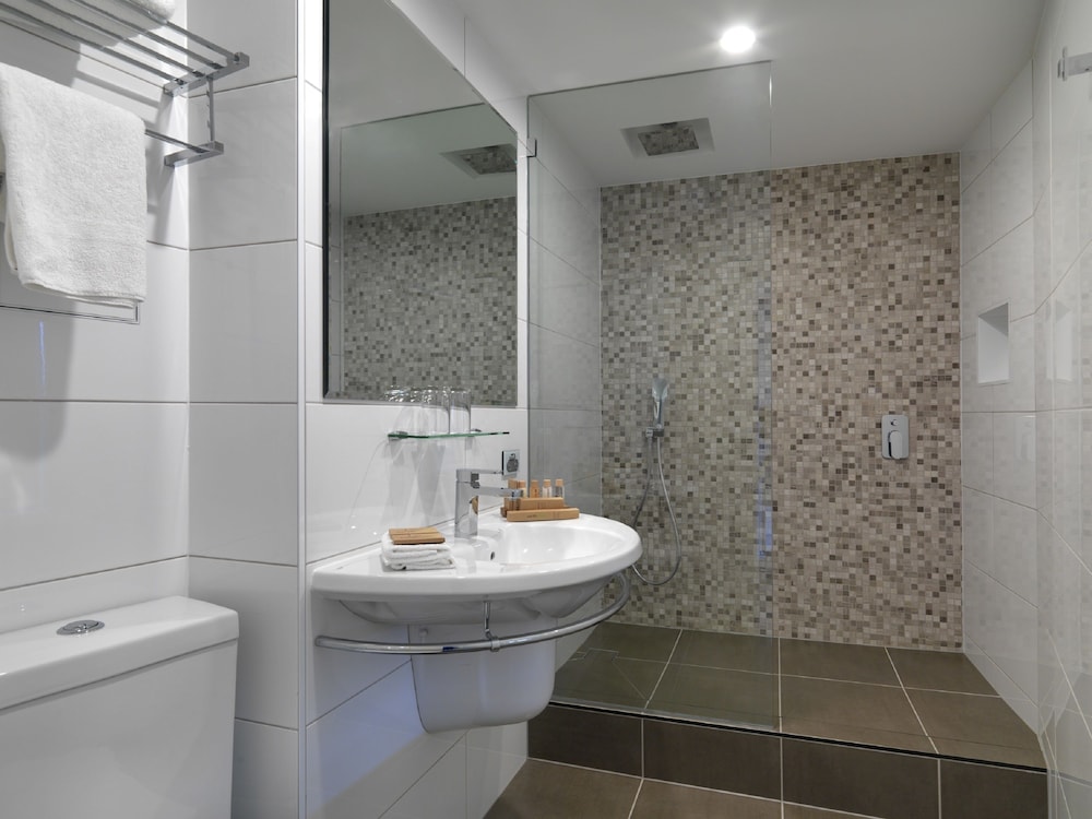 Hotel Grand Chancellor Melbourne 20/59