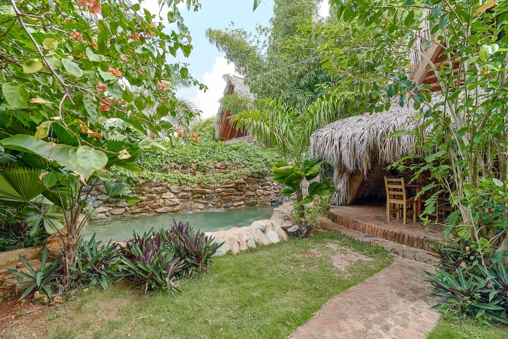Chalet Tropical Village B&amp;B 71/74