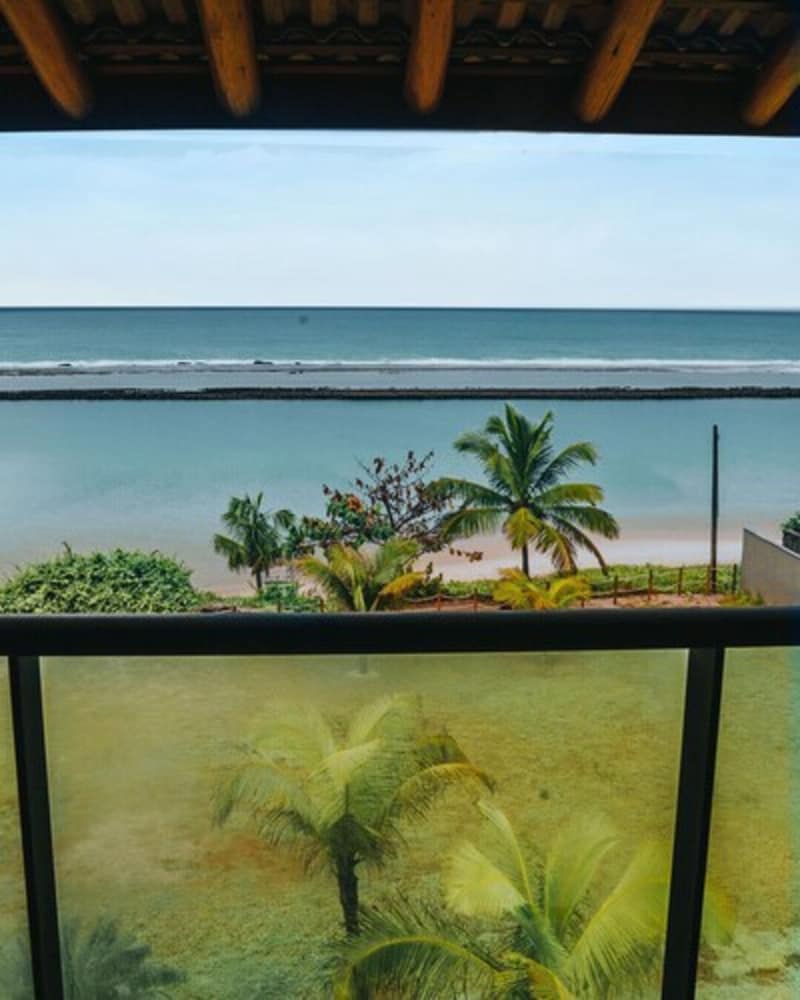 Samoa Beach Resort 7/50