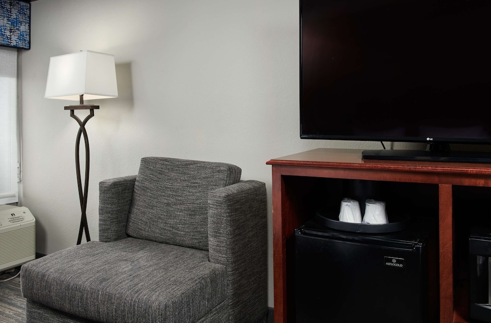 Hampton Inn Atlanta NW Cumberland 30/43