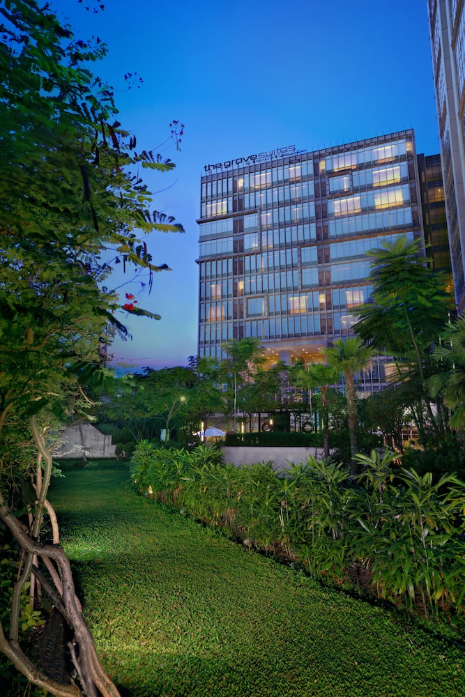 The Grove Suites by Grand Aston 54/57