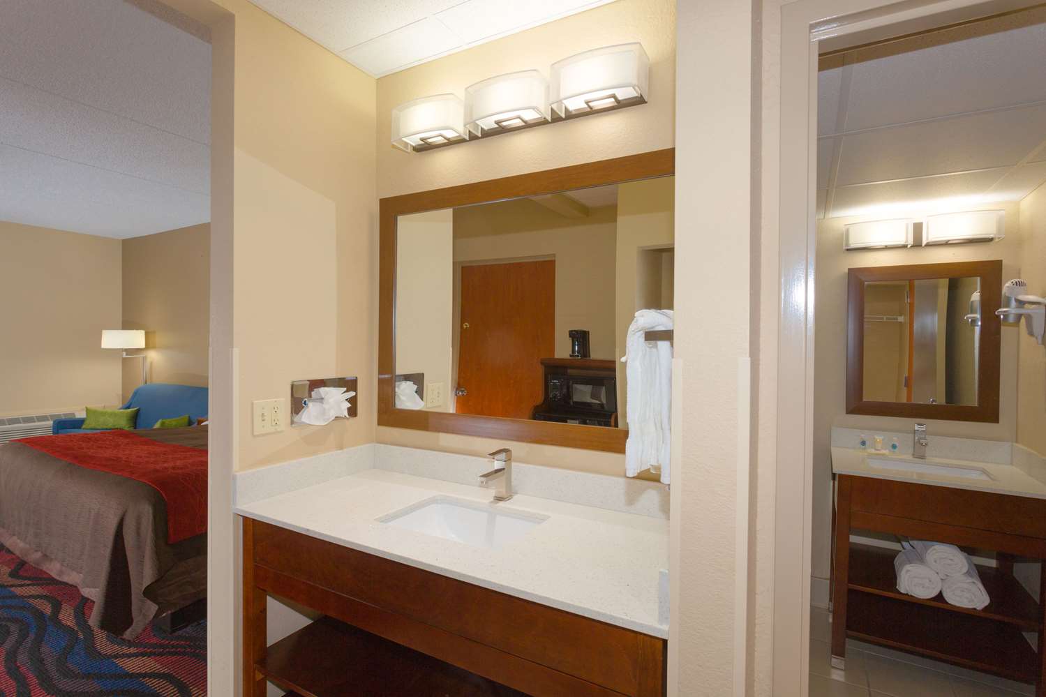 Baymont by Wyndham Bonita Springs Naples North 11/11