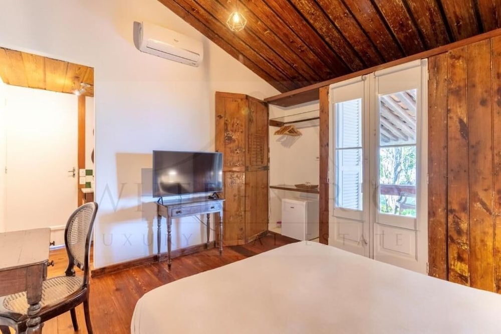 Cliffside Guest House Experience 45/67
