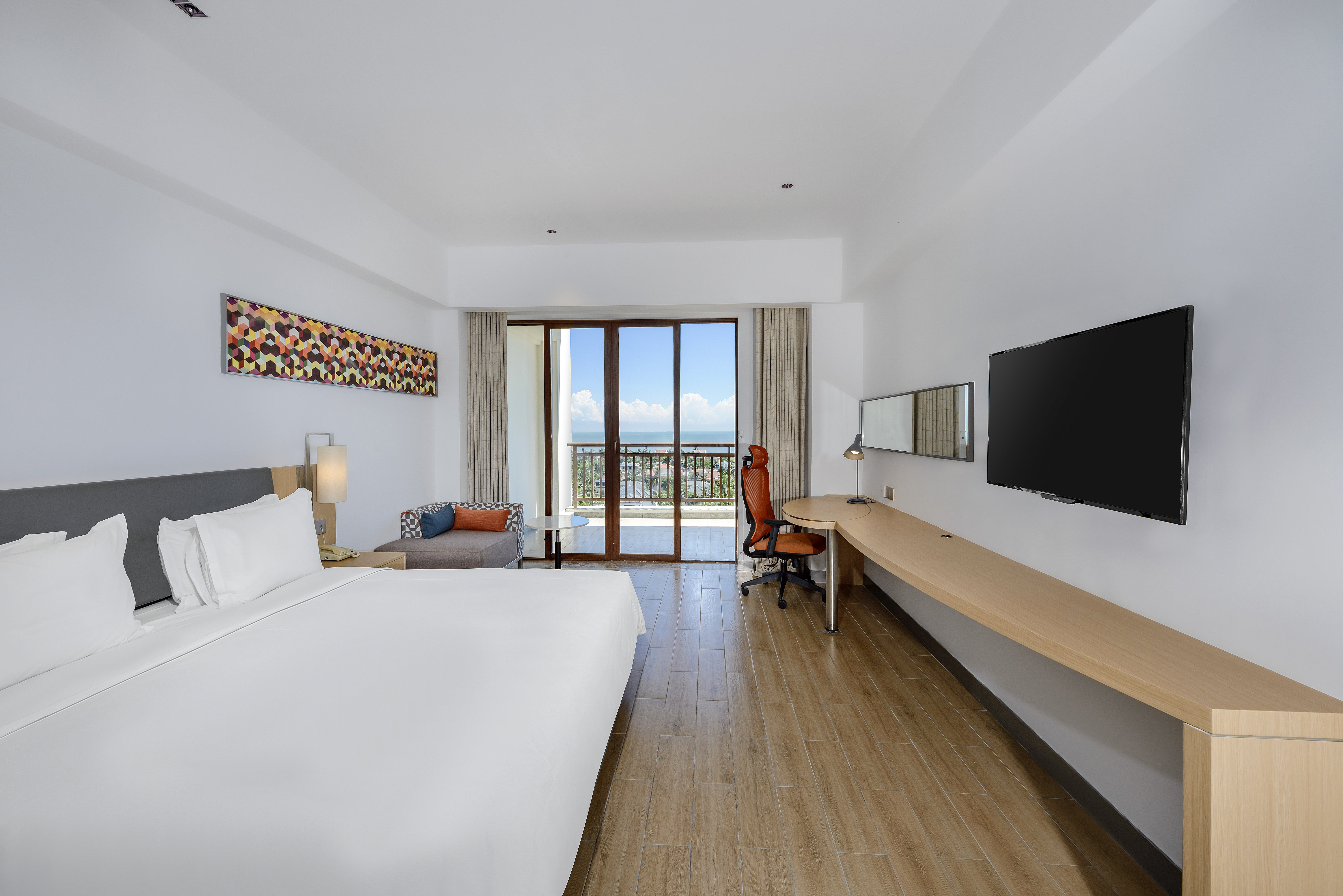 HOLIDAY INN EXPRESS HAIKOU WEST COAST 12/50