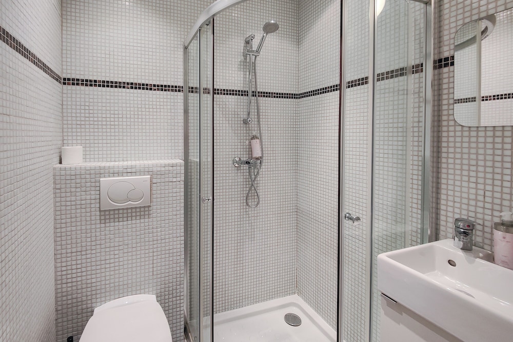 Aparthotel AMMI Nice Massena 80/80