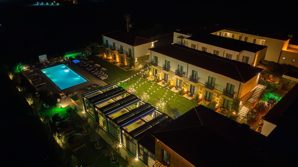 Kotinos Beach Hotel 1/47