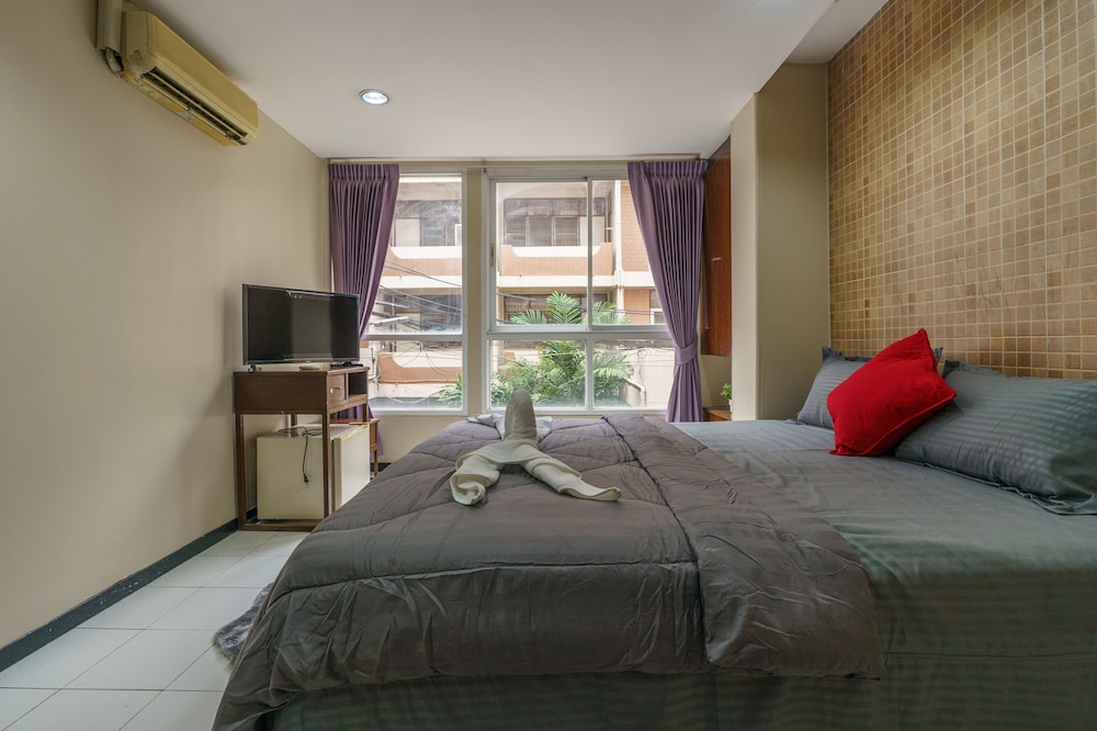CheQinn Beds Sukhumvit 4 12/25