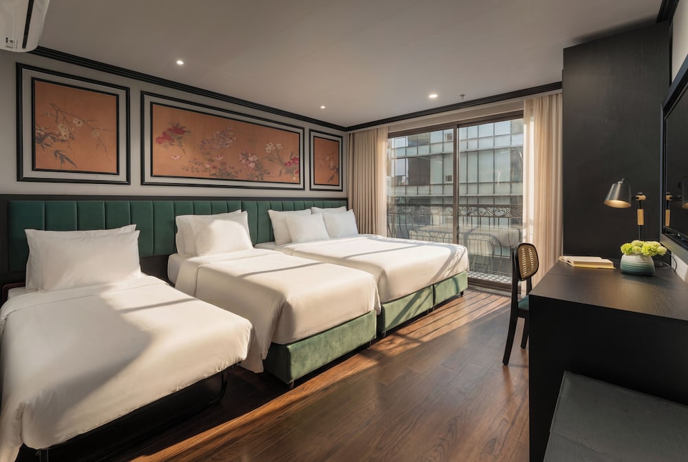 Hanoi Embrace Boutique Hotel 7/39