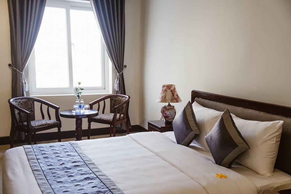 Baly Hotel 18/72