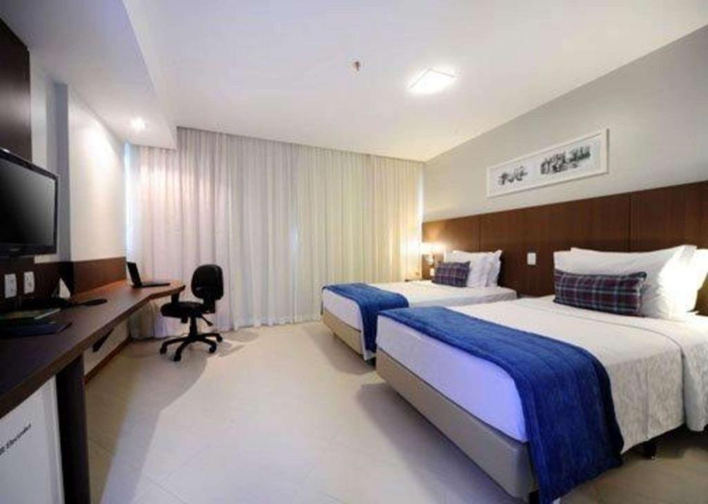 ROOM, TWIN BEDS, SMOKING