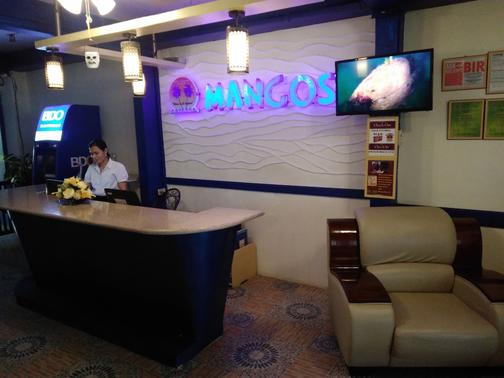 Mango's Beachfront Resort 7/69