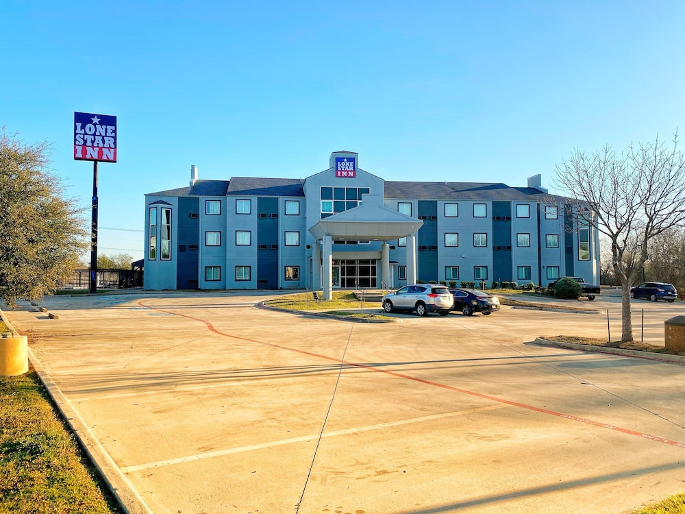 Lone Star Inn 17/22