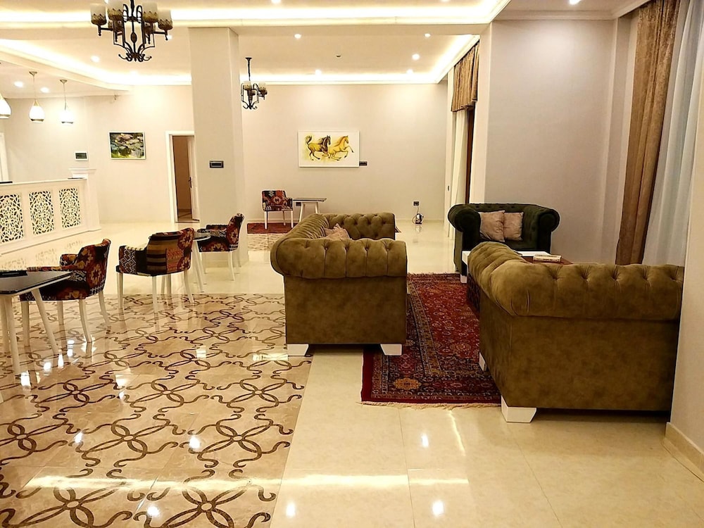 Ruma Qala Hotel 30/50