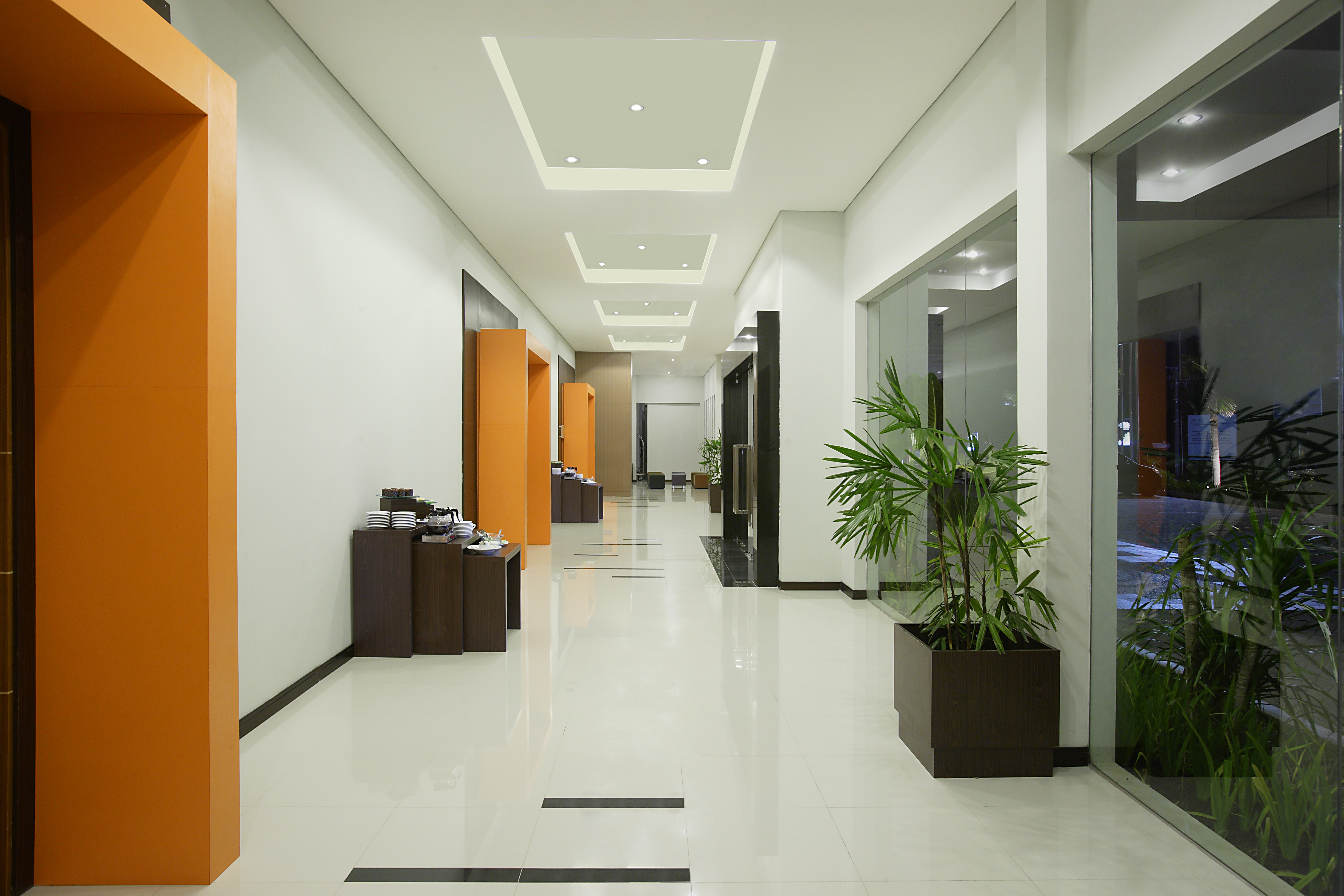 Hotel Santika Palu 24/36