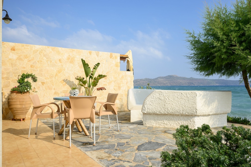 Hermes Beach Studios photo3
