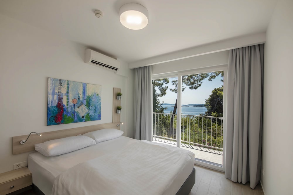 Comfort, Double Bed, Sea Side, Balcony
