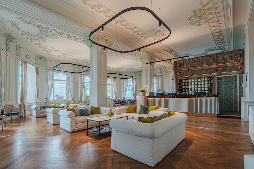 Lolli Hotel Palace 24/41