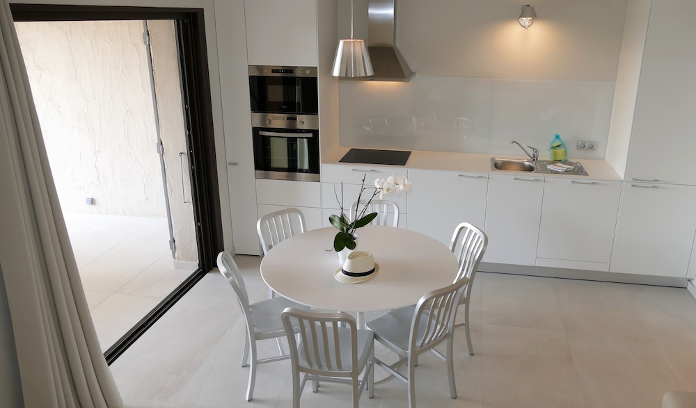Villa Santa Giulia Palace 34/50