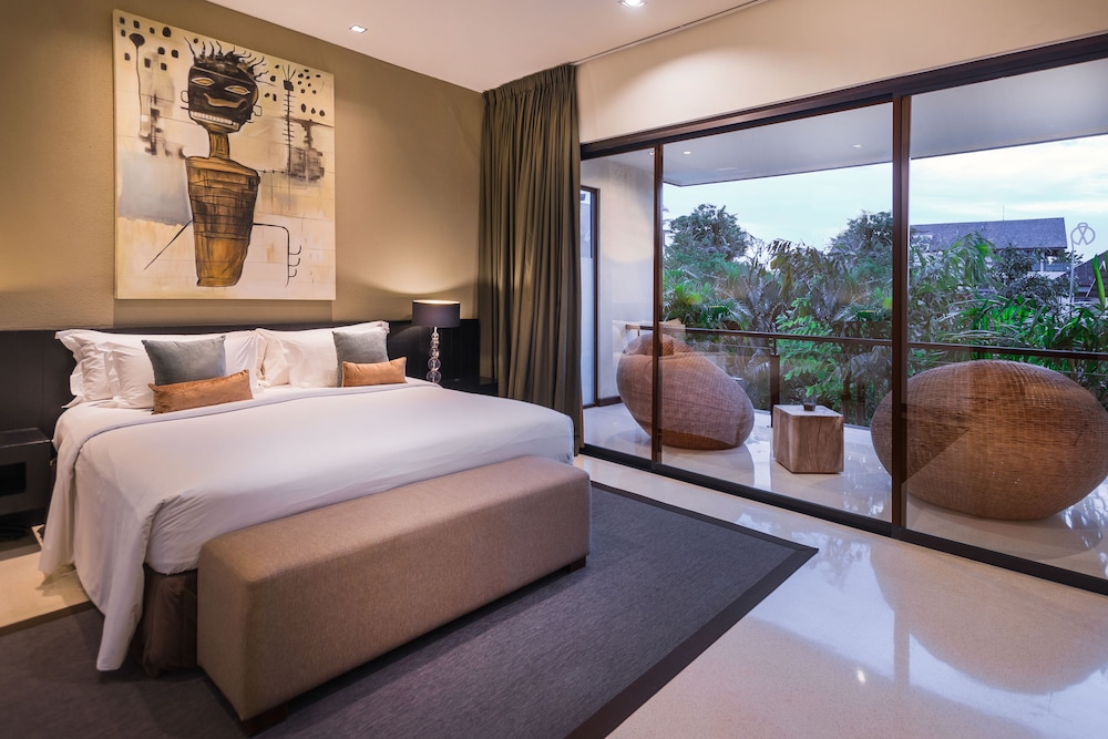 2 BEDROOMS, VILLA, PRIVATE POOL