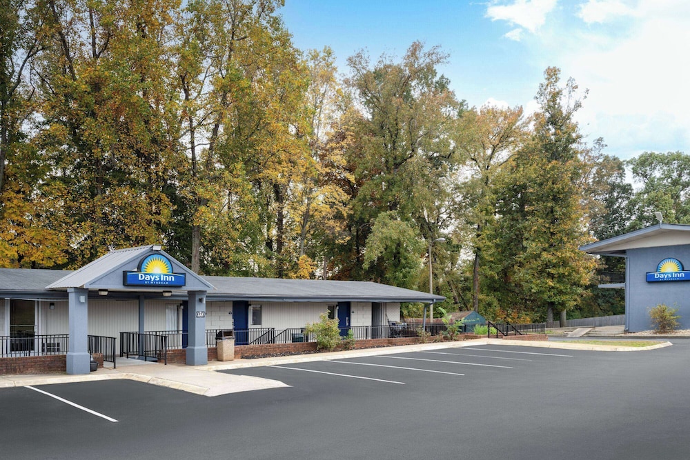 Days Inn by Wyndham Salisbury NC 1/21