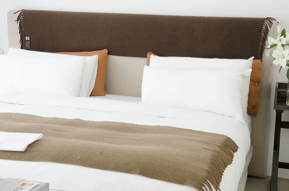 Design Ce Hotel De Diseno 24/74