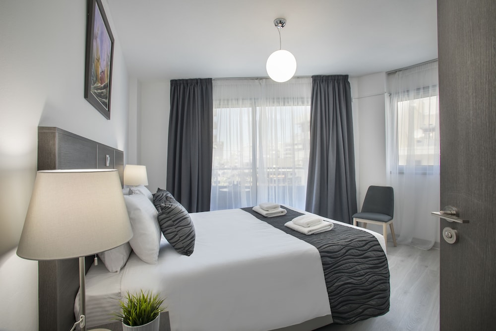 Blazer Residence 19/56