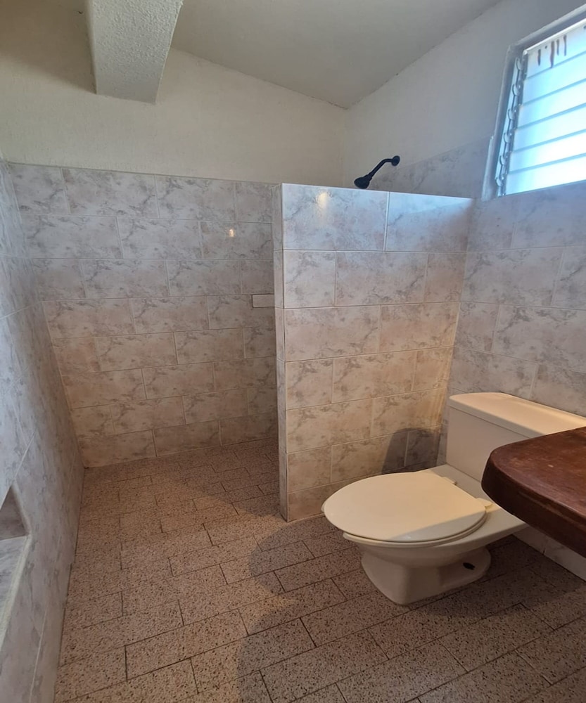 OYO Hotel Rolovi Cancun 50/60