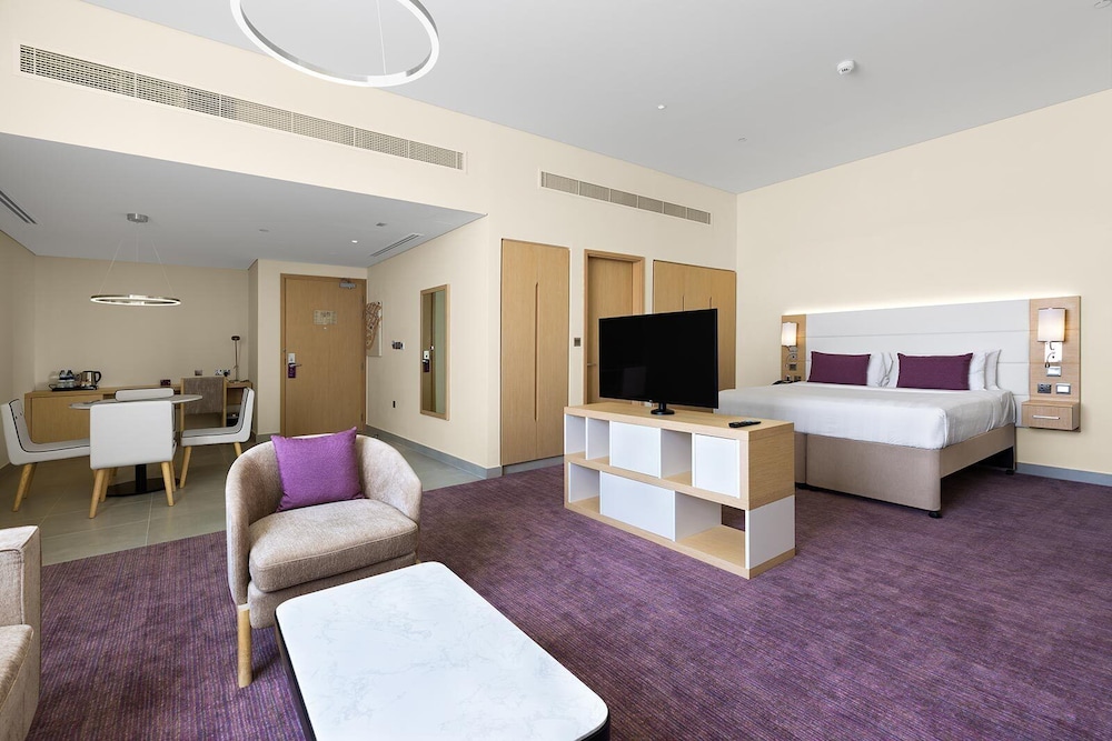 Premier Inn Dubai Ibn Battuta Mall 30/36