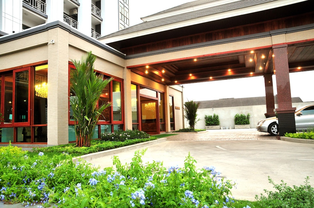 Green Hill Hotel Phayao 3/15