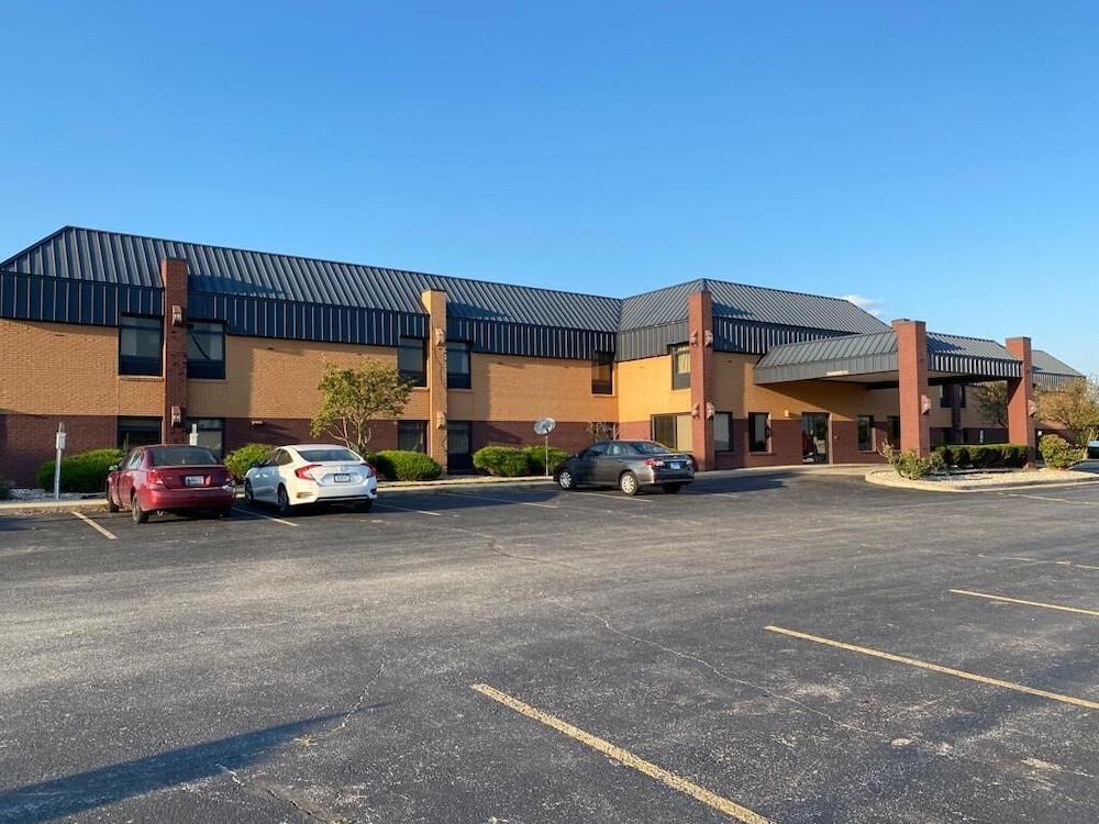 Super 8 by Wyndham Columbia City 5/19