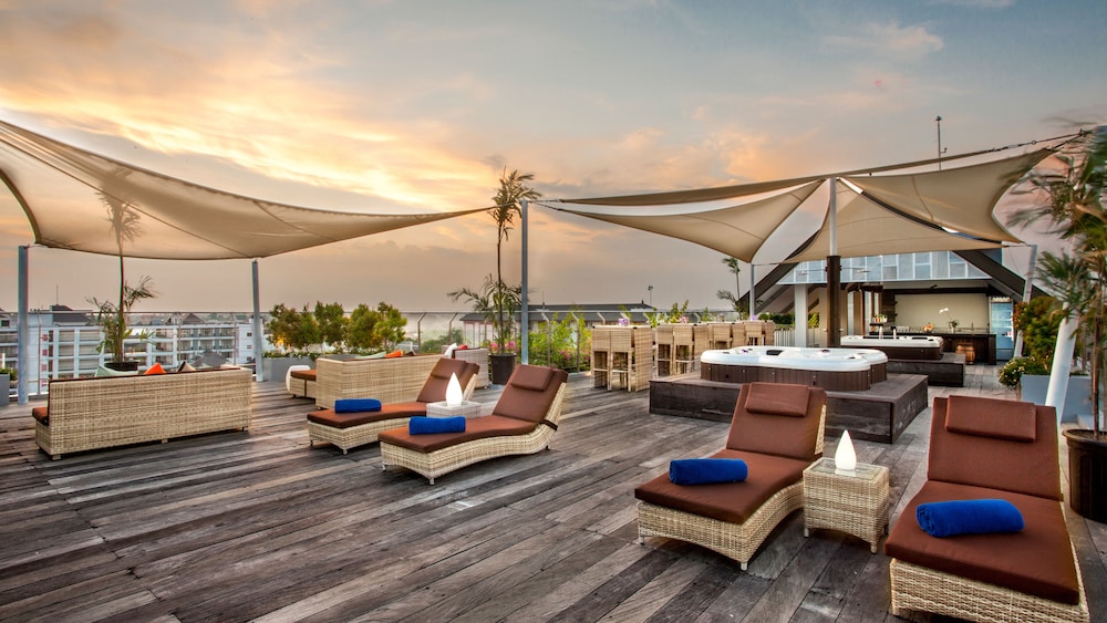 Daun Bali Seminyak 48/64