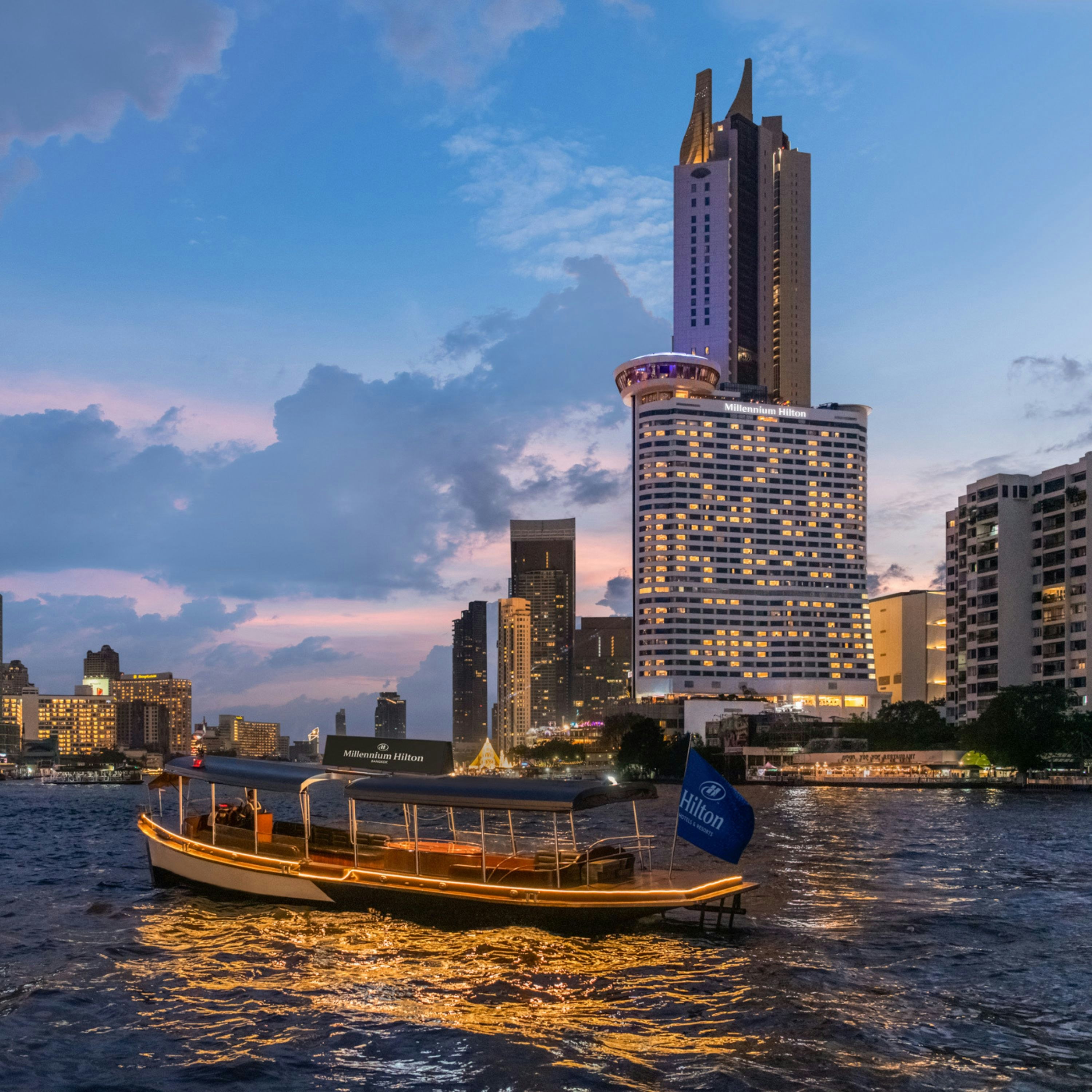 Millennium Hilton Bangkok 111/113