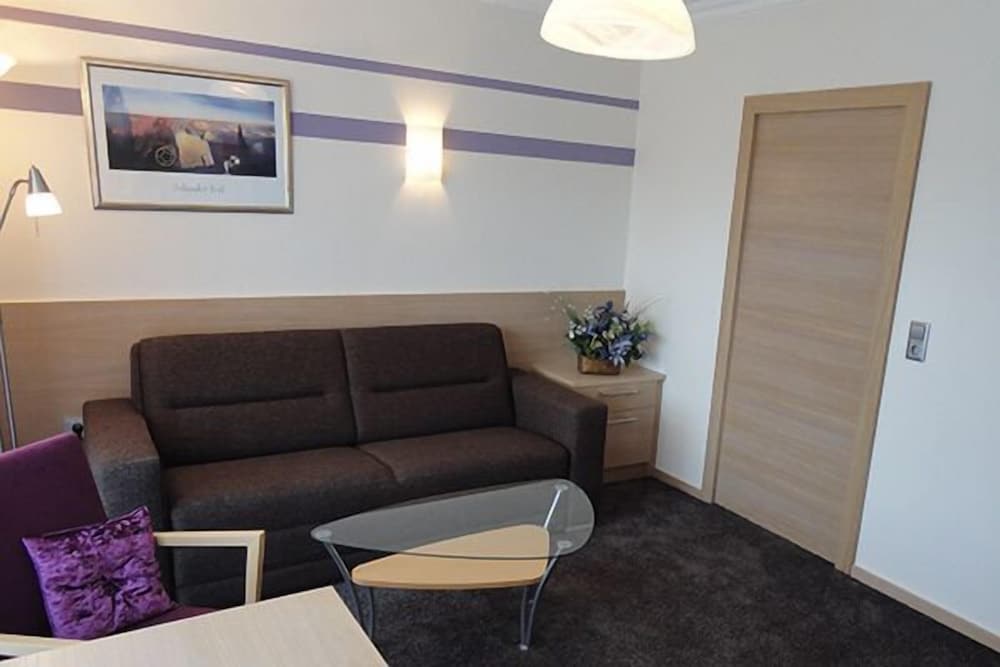 Ringhotel Lenauhof 33/50